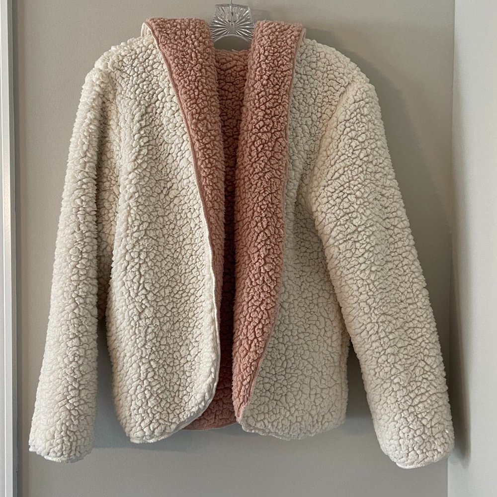 Pacsun L.A. Hearts Reversible open hooded sherpa XS/S